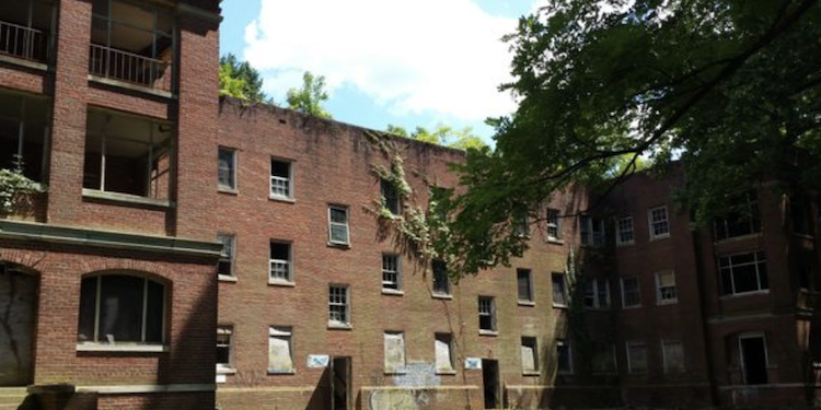 Prince George’s Co. Seeks New Owner To Redevelop Abandoned Glenn Dale Hospital Site